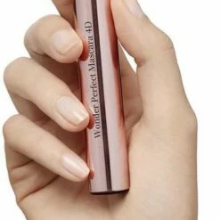 Clarins Wonder Perfect Mascara 4D Mascara - 01 Perfect Black - Zwart 23 Clarins Wonder Perfect Mascara 4D Mascara - 01 Perfect Black - Zwart -Essie winkel 391x840 2