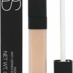 Nars Radiant Creamy Concealer -Essie winkel 408x840 1