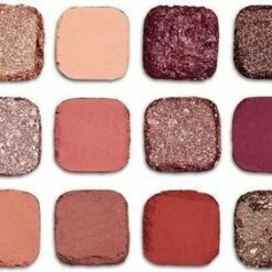 Makeup Revolution - Forever Flawless Allure - Oogschaduw Palette 7 Makeup Revolution - Forever Flawless Allure - Oogschaduw Palette -Essie winkel 550x282