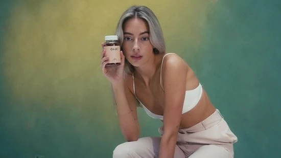 OASE Facial Set (Gua Sha Steen & Rozenkwarts Roller ) + GRATIS Tasje – 100% Natuurlijke Rozenkwarts – 2 Delige Set – Huidverzorging – Gezichtsmassage 2 OASE Facial Set (Gua Sha Steen & Rozenkwarts Roller ) + GRATIS Tasje – 100% Natuurlijke Rozenkwarts – 2 Delige Set – Huidverzorging – Gezichtsmassage - Afbeelding 2