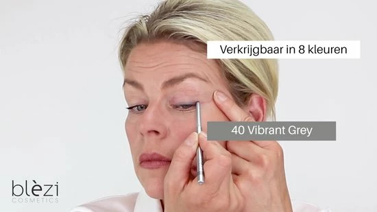 Blèzi® Automatic Eye Pencil - Oogpotlood Zwart Waterproof - 05 Matt Black - Mat Zwart 2 Blèzi® Automatic Eye Pencil - Oogpotlood Zwart Waterproof - 05 Matt Black - Mat Zwart - Afbeelding 2