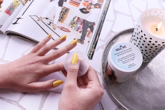 Herome Nagellakremover Pads - Nagellakverwijderaar Pads - Acetonvrij, Mild Reinigend En Droogt Niet Uit - 100 Pads 5 Herome Nagellakremover Pads - Nagellakverwijderaar Pads - Acetonvrij, Mild Reinigend En Droogt Niet Uit - 100 Pads - Afbeelding 5