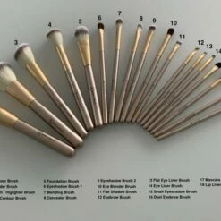 Esra Gorgen Esra G Rgen Professionele 18 Delige Make-up Kwasten Set Champagne/Gold + Gift Bag -Essie winkel 550x388 1