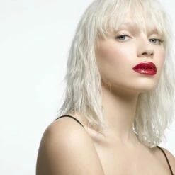 Yves Saint Laurent - Rouge Volupté Rock'n Shine - 8 Rock'N Red - Lipstick 21 Yves Saint Laurent - Rouge Volupté Rock'n Shine - 8 Rock'N Red - Lipstick -Essie winkel 550x412 14