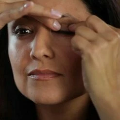 Easy Lift Butterfly Ooglitstickers Ooglidtape Ooglidstickers - Lift Je Oogleden Zonder Operatie - Tegen Hangende Ogen -Essie winkel 550x413 1