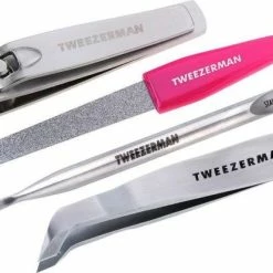 Tweezerman Mini Nagelset - RVS - Manicureset Met Nagelvijl, Nagelknipper, Bokkenpoot En Nagelriemknipper - Roze 10 Tweezerman Mini Nagelset - RVS - Manicureset Met Nagelvijl, Nagelknipper, Bokkenpoot En Nagelriemknipper - Roze -Essie winkel 550x414 2