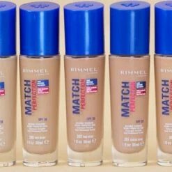 Rimmel London Match Perfection SPF20 Foundation - 400 Natural Beige -Essie winkel 550x415 2