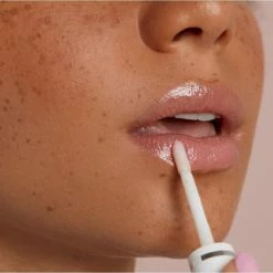 Labello Caring Lip Oil Dress Nude 5,5 Ml -Essie winkel 550x441