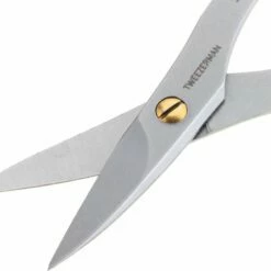 Tweezerman Nagelschaar -Essie winkel 550x446