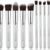 LYVION Make-up Kwasten Geschenkset 10-delig Synthetisch Haar - Wit En Zilver -Essie winkel 550x469 3