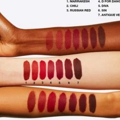 MAC Cosmetics Matte Lippenstift - Chili -Essie winkel 550x477 4