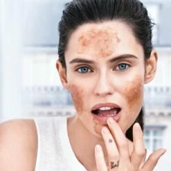 L’Oréal Paris L'Oréal Paris Sugar Scrub Cacaoboter - Voedend -Essie winkel 550x525 2