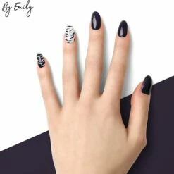 By Emily Nagel Wrap - Zebra | 14 Stickers Per Vel | Nail Wrap | Nail Art | Trendy | Design | Nagellakvrij | Eenvoudig | Nagel Art | Nagel Wrap | Nagel Stickers | Folie | Zelfklevend | Sjablonen 14 By Emily Nagel Wrap - Zebra | 14 Stickers Per Vel | Nail Wrap | Nail Art | Trendy | Design | Nagellakvrij | Eenvoudig | Nagel Art | Nagel Wrap | Nagel Stickers | Folie | Zelfklevend | Sjablonen -Essie winkel 550x537 14