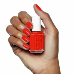 Essie Russian Roulette 61 - Rood - Nagellak -Essie winkel 550x550 106
