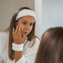 Skinchie Wasbandjes - Waterabsorberend - Skincare Haarband En Polsbandjes Set - Make Up Hoofdband - Microvezel - Wit -Essie winkel 550x550 134