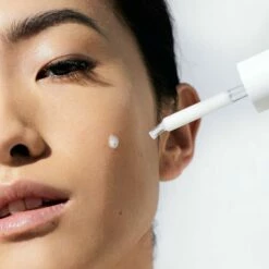 Caudalie Vinoperfect Serum-Antivlekken-Antioxidant 30ml -Essie winkel 550x550 210