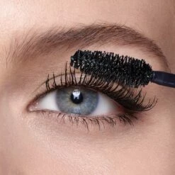 Maybelline Volum'Express Falsies - Zwart - Mascara -Essie winkel 550x550 287