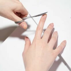 Tweezerman Nagelschaar -Essie winkel 550x550 511