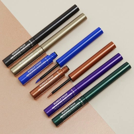 Rimmel London Rimmel Wonder'proof Liner Eyeliner - 003 Green 4 Rimmel London Rimmel Wonder'proof Liner Eyeliner - 003 Green - Afbeelding 4