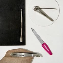 Tweezerman Mini Nagelset - RVS - Manicureset Met Nagelvijl, Nagelknipper, Bokkenpoot En Nagelriemknipper - Roze 9 Tweezerman Mini Nagelset - RVS - Manicureset Met Nagelvijl, Nagelknipper, Bokkenpoot En Nagelriemknipper - Roze -Essie winkel 550x550 688