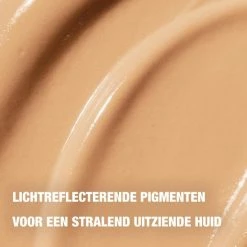 Maybelline Dream Radiant Liquid - 3.7 Vanilla - Foundation Geschikt Voor De Droge Huid Met Hyaluronzuur - 30 Ml -Essie winkel 550x550 820