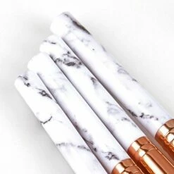 Kabuki Make-up Borstels - Set Van 10 Stuks - Kabuki - Kwastenset - Oogschaduw Poeder - Shmink Borstels - Wit/roze - Without Lemons 8 Kabuki Make-up Borstels - Set Van 10 Stuks - Kabuki - Kwastenset - Oogschaduw Poeder - Shmink Borstels - Wit/roze - Without Lemons -Essie winkel 550x550 94