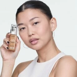 L?Or?al Paris L Or Al Paris - True Match Foundation - 6N - Natuurlijk Dekkende Foundation Met Hyaluronzuur En SPF 16 - 30 Ml 11 L?Or?al Paris L Or Al Paris - True Match Foundation - 6N - Natuurlijk Dekkende Foundation Met Hyaluronzuur En SPF 16 - 30 Ml -Essie winkel 550x551 11