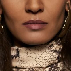 L?Or?al Paris L Or Al Paris Color Riche Free The Nudes Lipstick - 09 No Judgement - Bruin - Roze - 3,9 Gr -Essie winkel 550x561 9