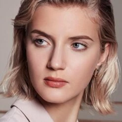 Max Factor Creme Puff Gezichtspoeder - 75 Golden -Essie winkel 550x687 5