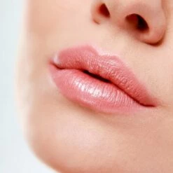 Toppers Van TV Glamliner -Essie winkel 550x825 5