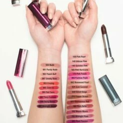 Maybelline Color Sensational Shine - 360 Plum Reflection - Paars - Lippenstift 9 Maybelline Color Sensational Shine - 360 Plum Reflection - Paars - Lippenstift -Essie winkel 550x831